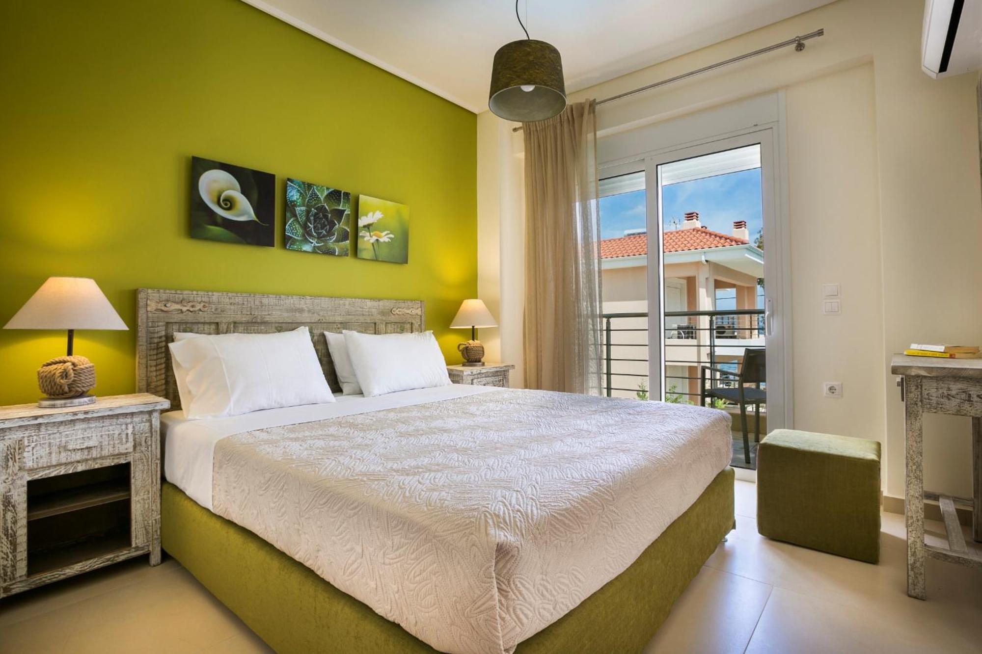 Meliti Waterfront Suites Karavomylos Eksteriør bilde