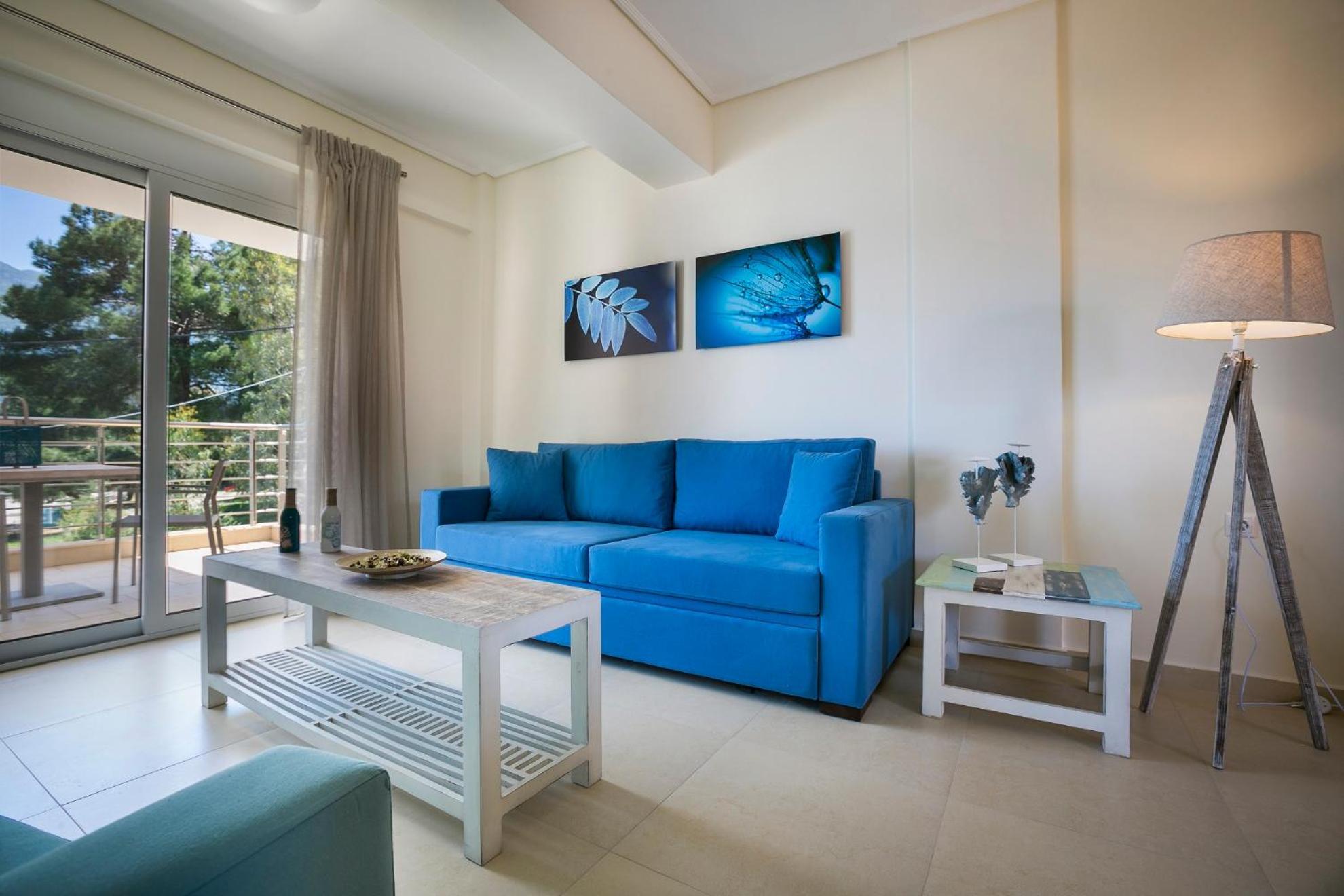 Meliti Waterfront Suites Karavomylos Eksteriør bilde
